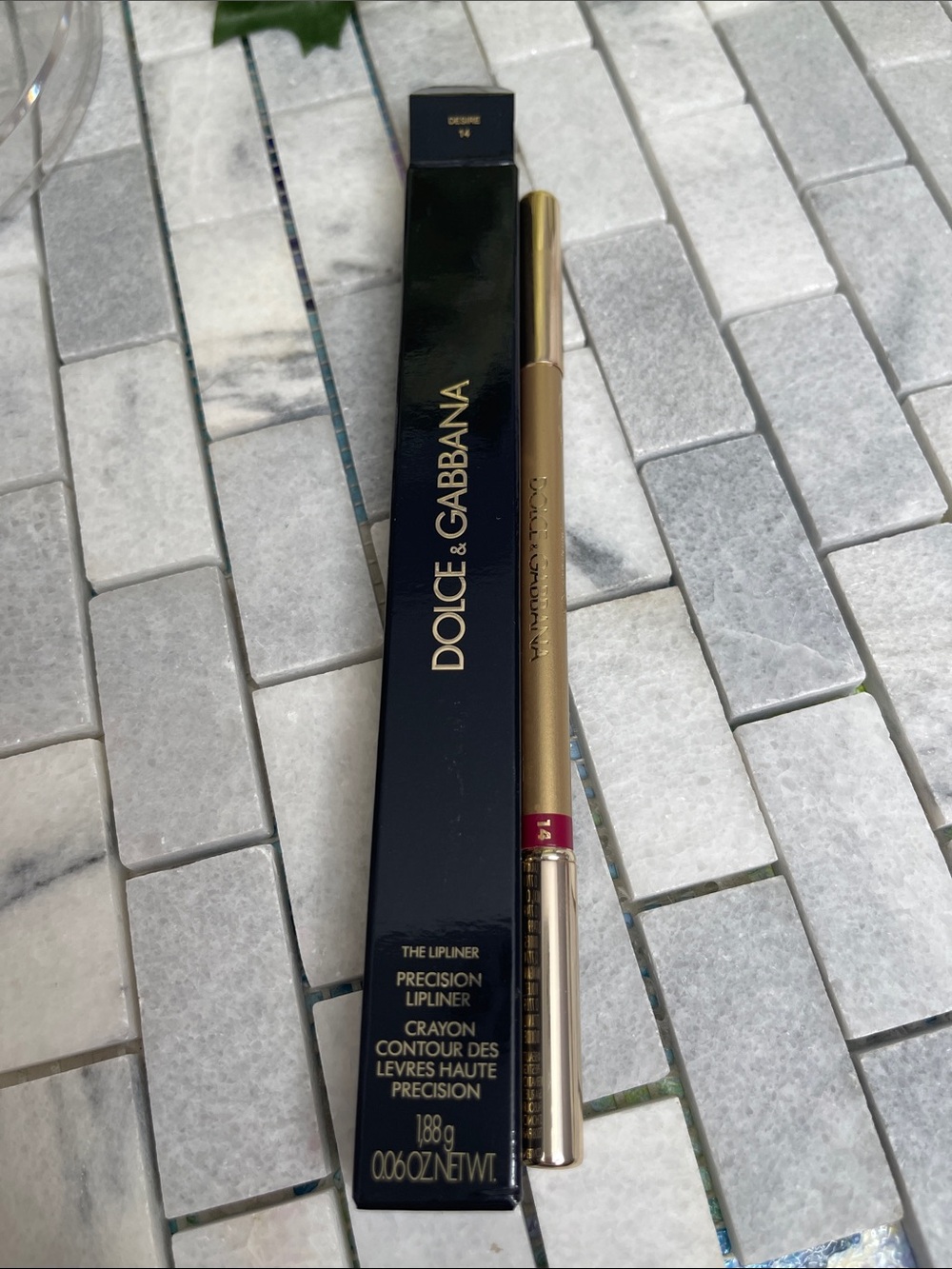 Dolce & Gabbana Lip Liner in Deep Berry